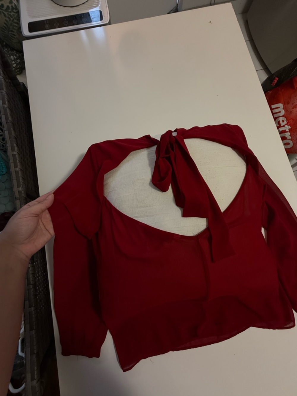Feminine Elegance | Open-Back Bow-Detail Blouse - Red - Picture 4 of 11
